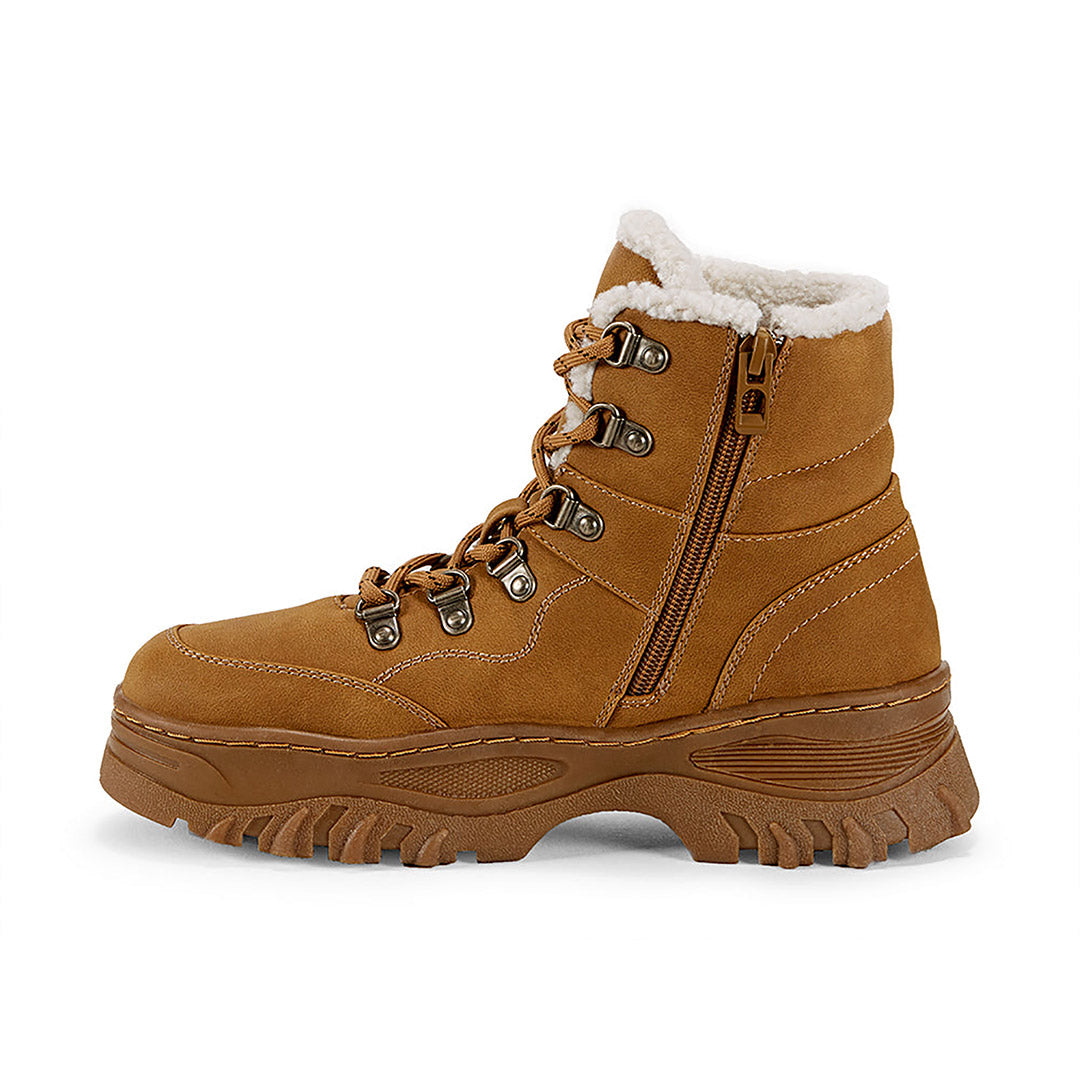 112610-66-escalade-3_322057d4-3d59-4432-8307-2e5b0d2992bc-Escalade-Women's Winter Boots-Chelsee Girl-Yellow Shoes