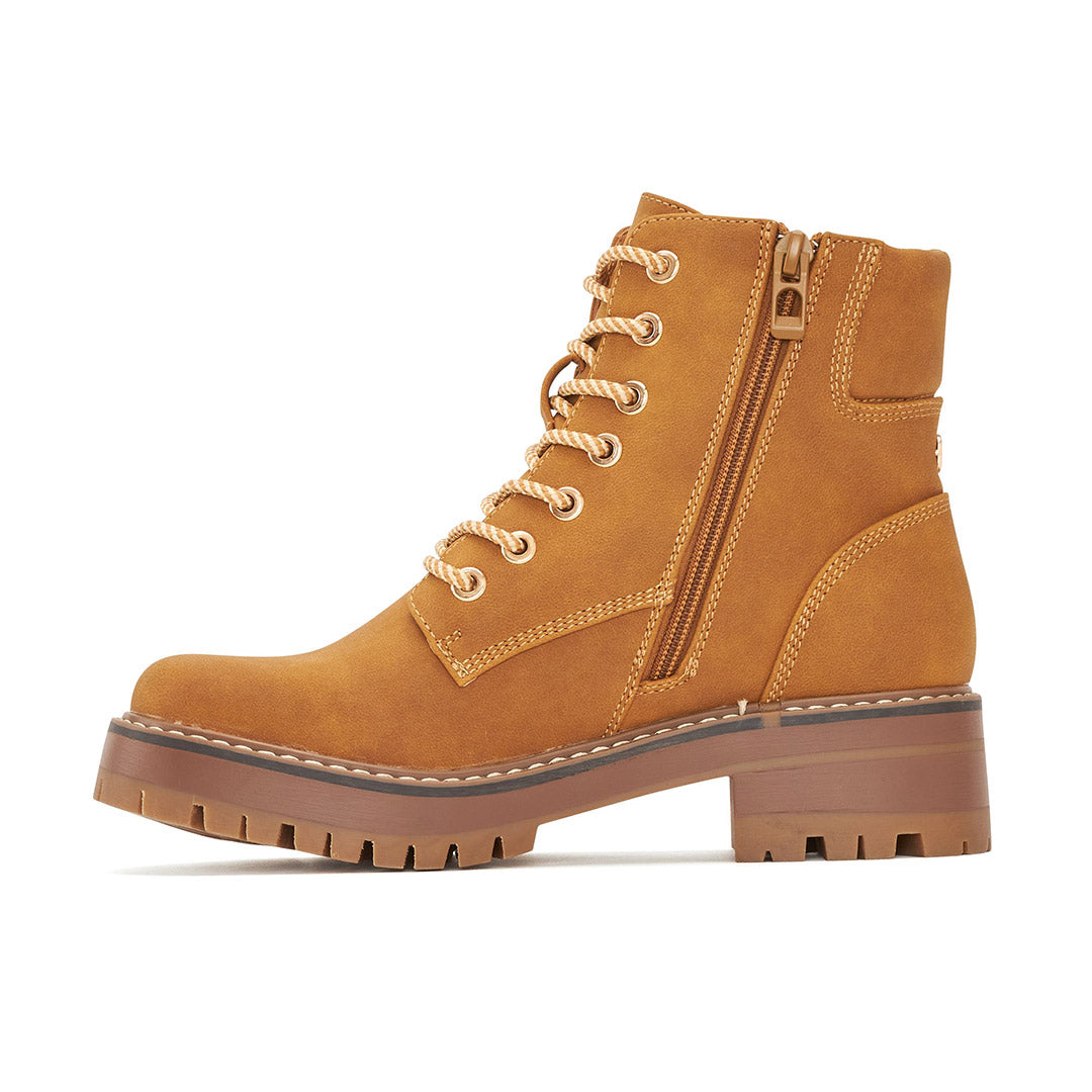 114416-66-TRAILZ-3-Trailz-Women's Winter Boots-Chelsee Girl-Yellow Shoes